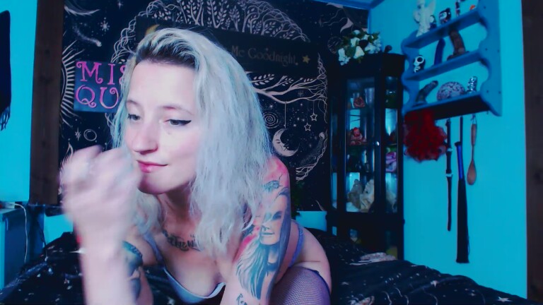 MissQuinCam's Streamate show and profile