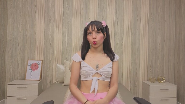 Isa_Skynny's Streamate show and profile