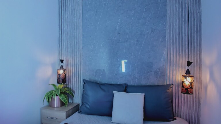 Emili_Hott's Streamate show and profile