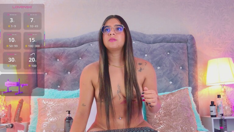 ZafiroClean's Streamate show and profile