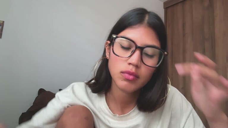 GigiHarmon's Streamate show and profile